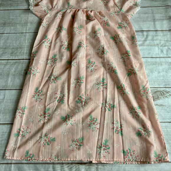 Vintage Ballet New York Pink Floral Nightgown Lace Yoke Short Sleeve Cottagecore - Picture 11 of 14